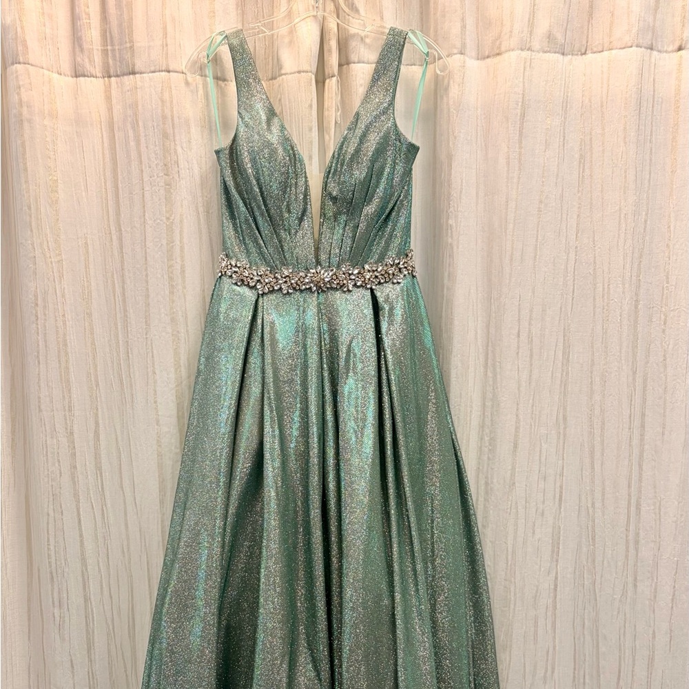 Shimmering Teal Evening Gown with Embellished Waist
